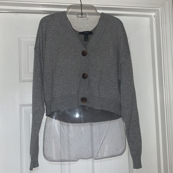 Forever 21 Tops - Forever 21 Cropped Button up Sweater
